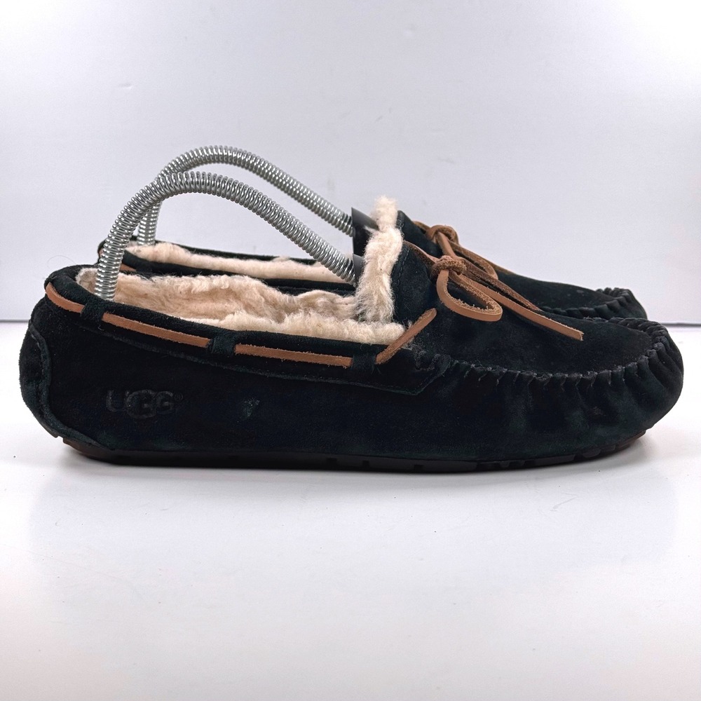 UGG Dakota Black Suede Shearling Lined Moccasin Slippers 5612 Womens 10